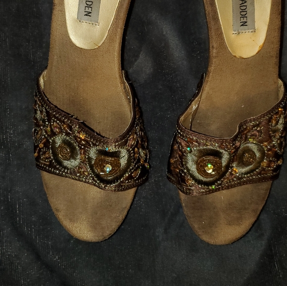 Steve Madden Jeweled heels - Picture 9 of 10